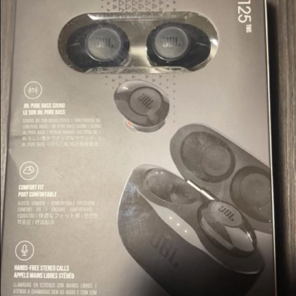 J b l ear buds